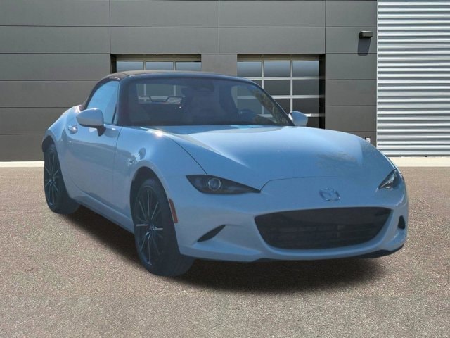 2026 Mazda MX-5 Miata Grand Touring's photo