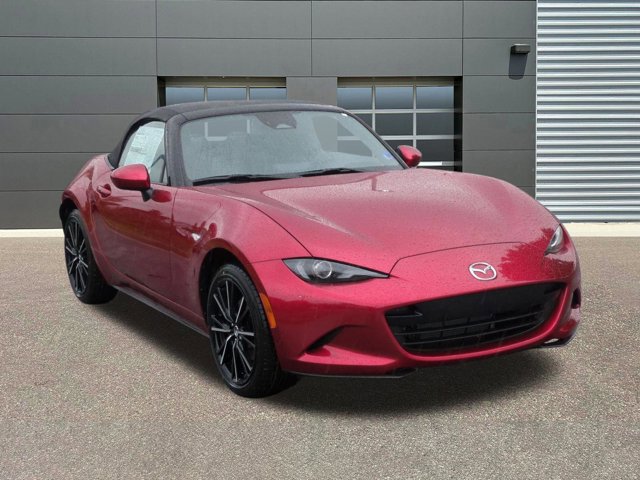 2026 Mazda MX-5 Miata Grand Touring's photo