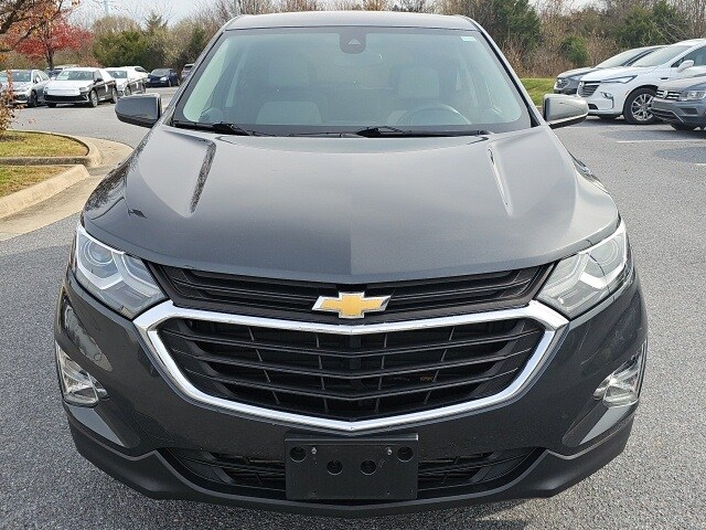 2020 Chevrolet Equinox LT photo 2