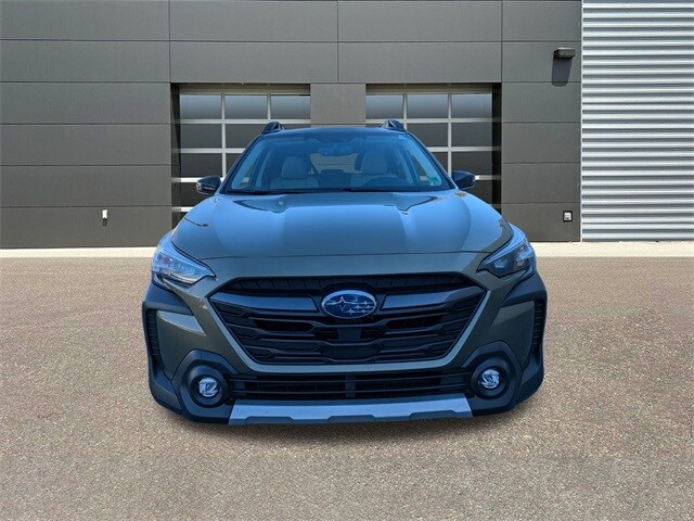 2025 Subaru Outback Limited photo 2