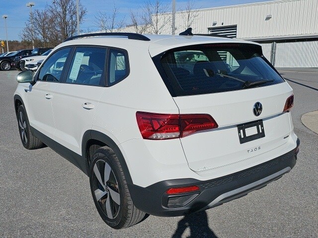 2024 Volkswagen Taos S photo 3