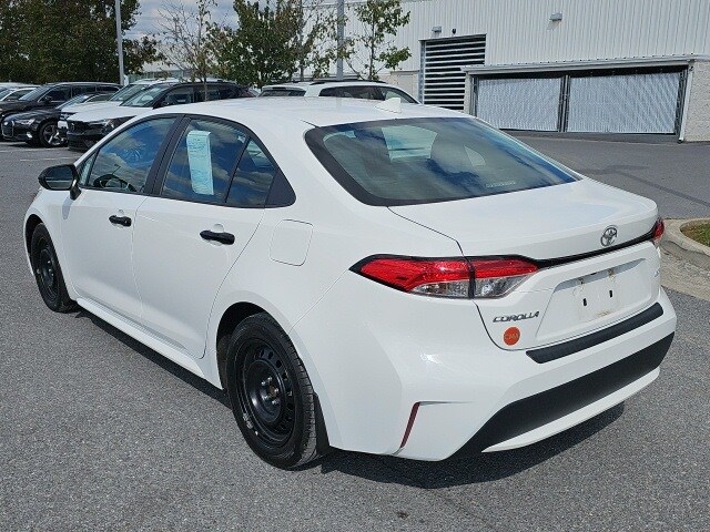 2021 Toyota Corolla LE photo 4