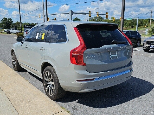 2025 Volvo XC90 Plus photo 3