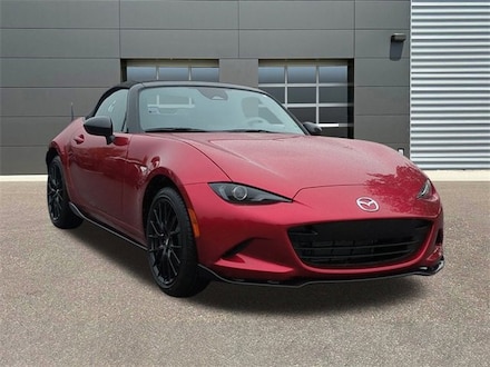 2025 Mazda MX-5 MIATA Club CONVERTIBLE