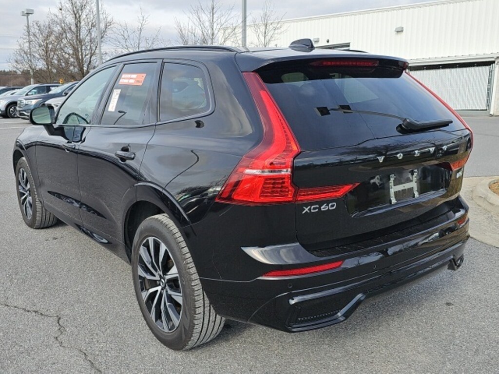 Certified 2025 Volvo XC60 B5 Core SUV