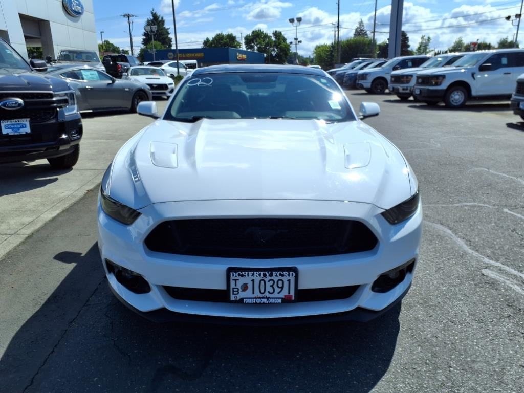 2017 Ford Mustang GT Premium photo 2