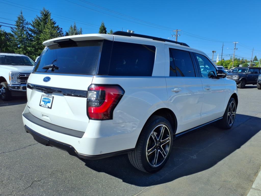 2021 Ford Expedition Limited photo 3