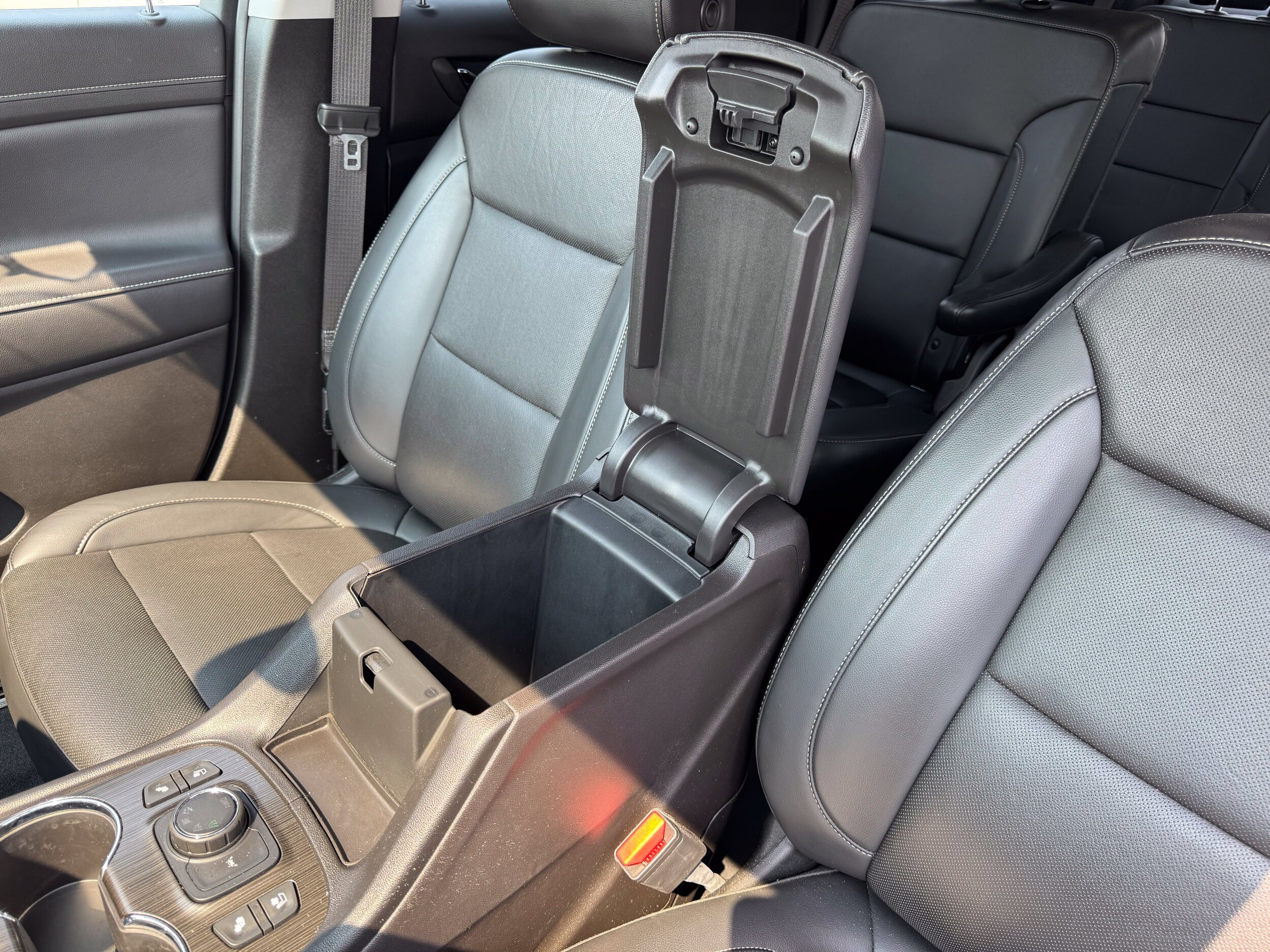 2022 GMC Acadia SLT - Photo 69