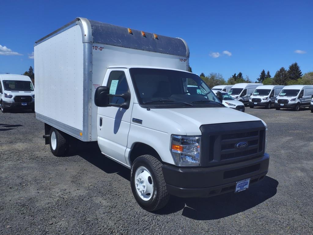 2018 Ford E-350 photo 3