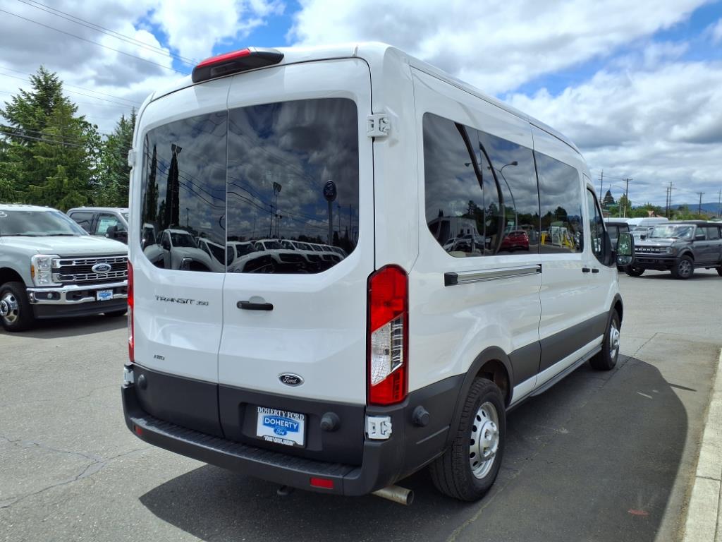 2024 Ford Transit photo 4