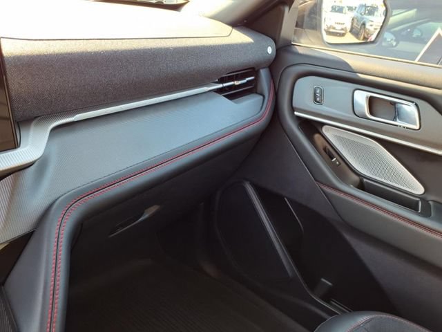 2025 Ford Explorer ST - Photo 26