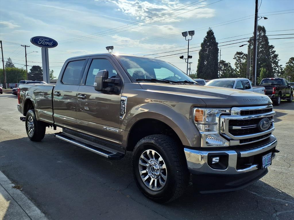 2022 Ford F-350 Lariat photo 3