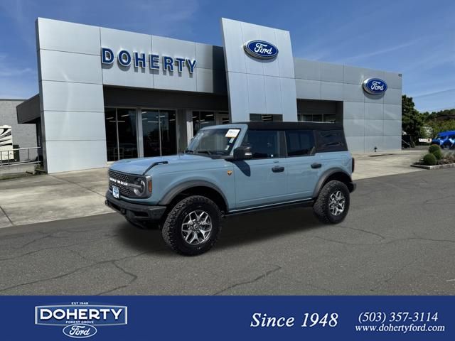 2023 Ford Bronco Badlands 4x4's photo