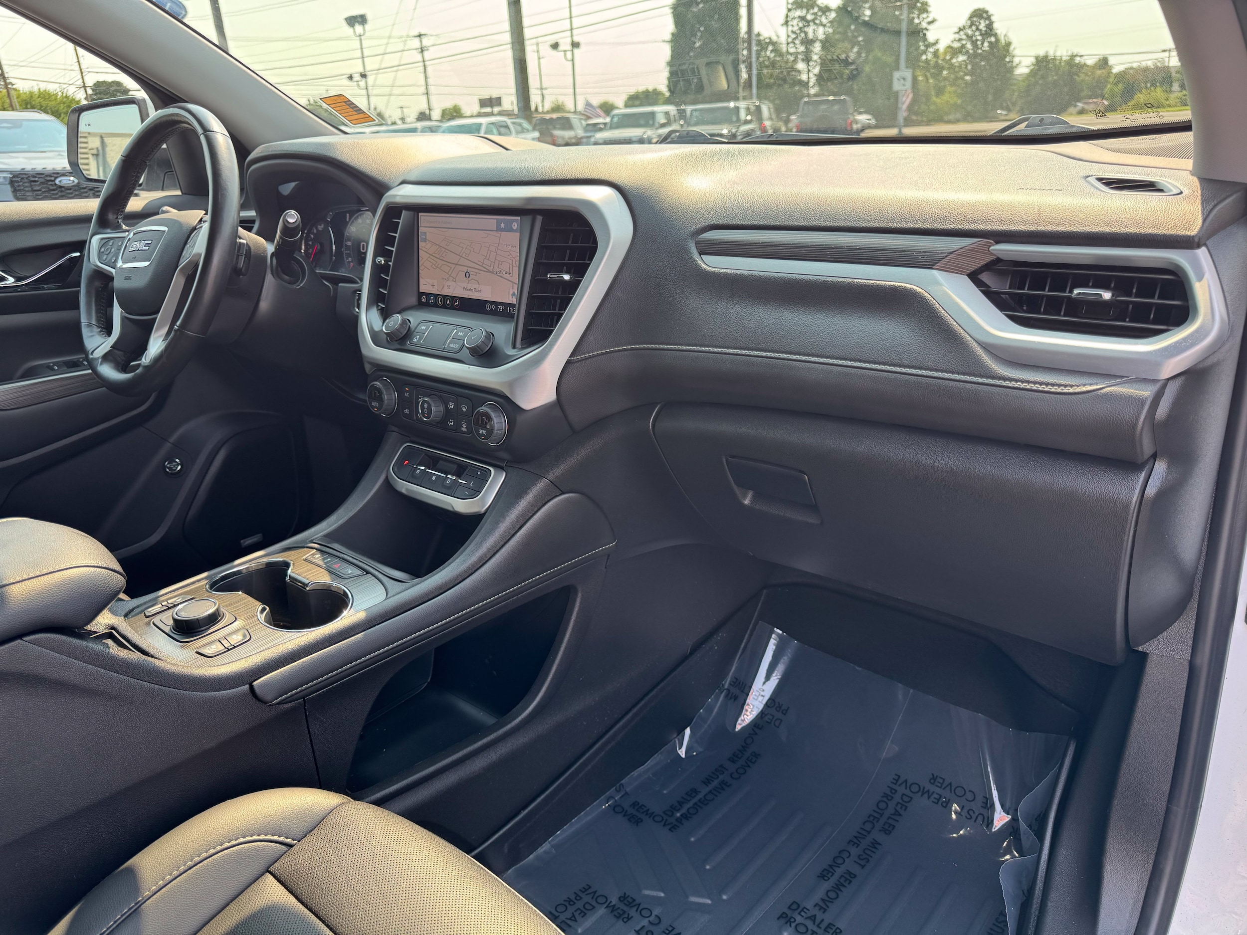 2022 GMC Acadia SLT - Photo 24