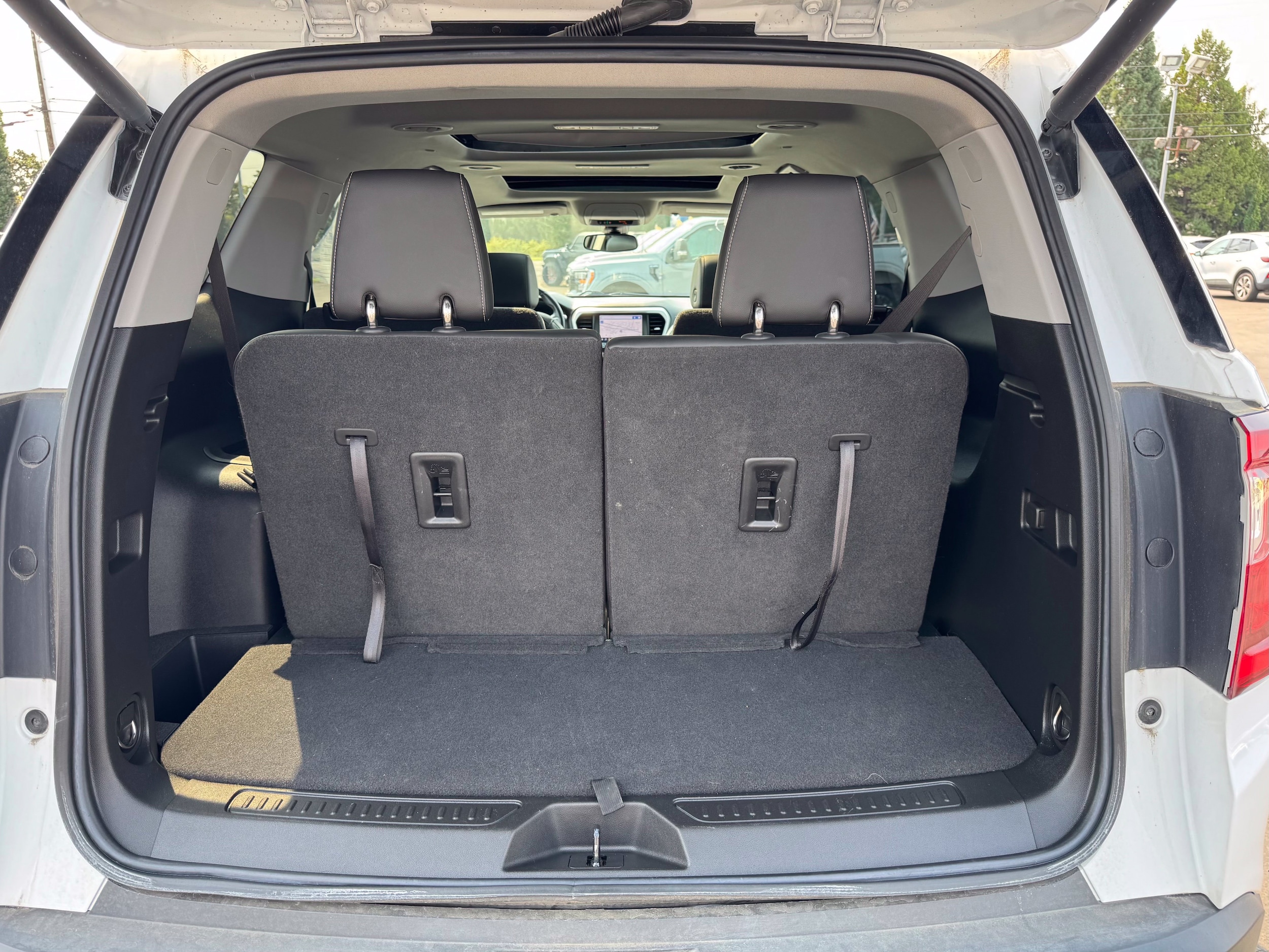 2022 GMC Acadia SLT - Photo 37