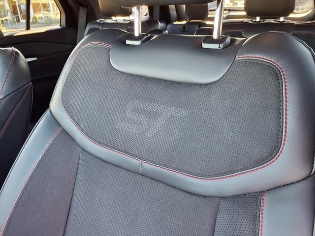 2025 Ford Explorer ST - Photo 20