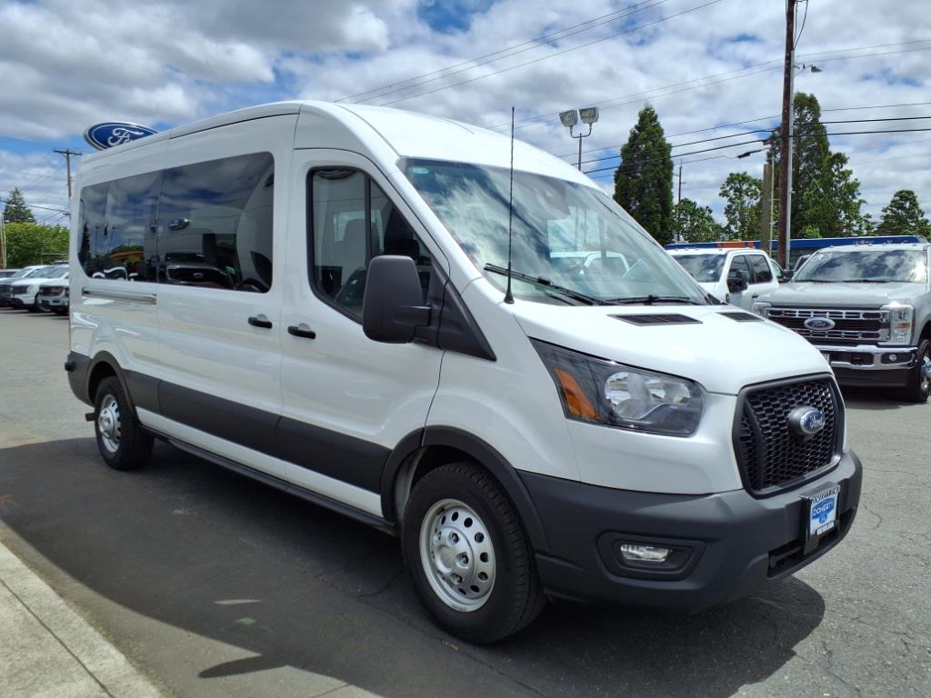 2024 Ford Transit photo 3