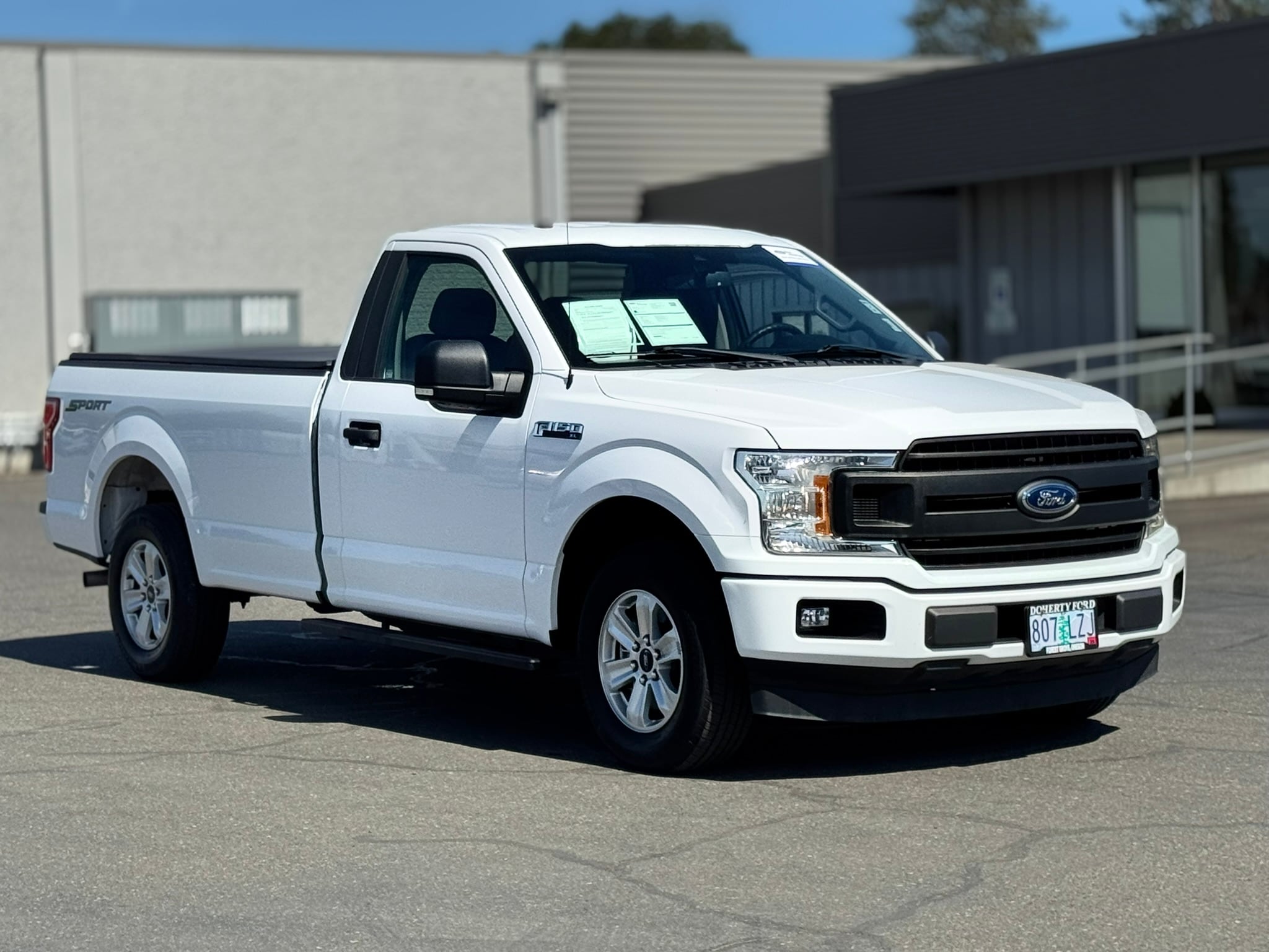 View vehicle photo 2