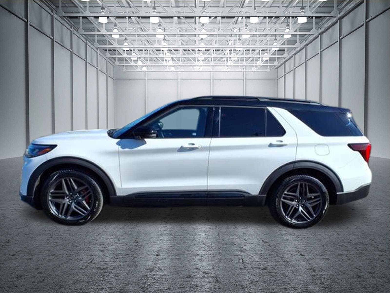 2025 Ford Explorer ST - Photo 12