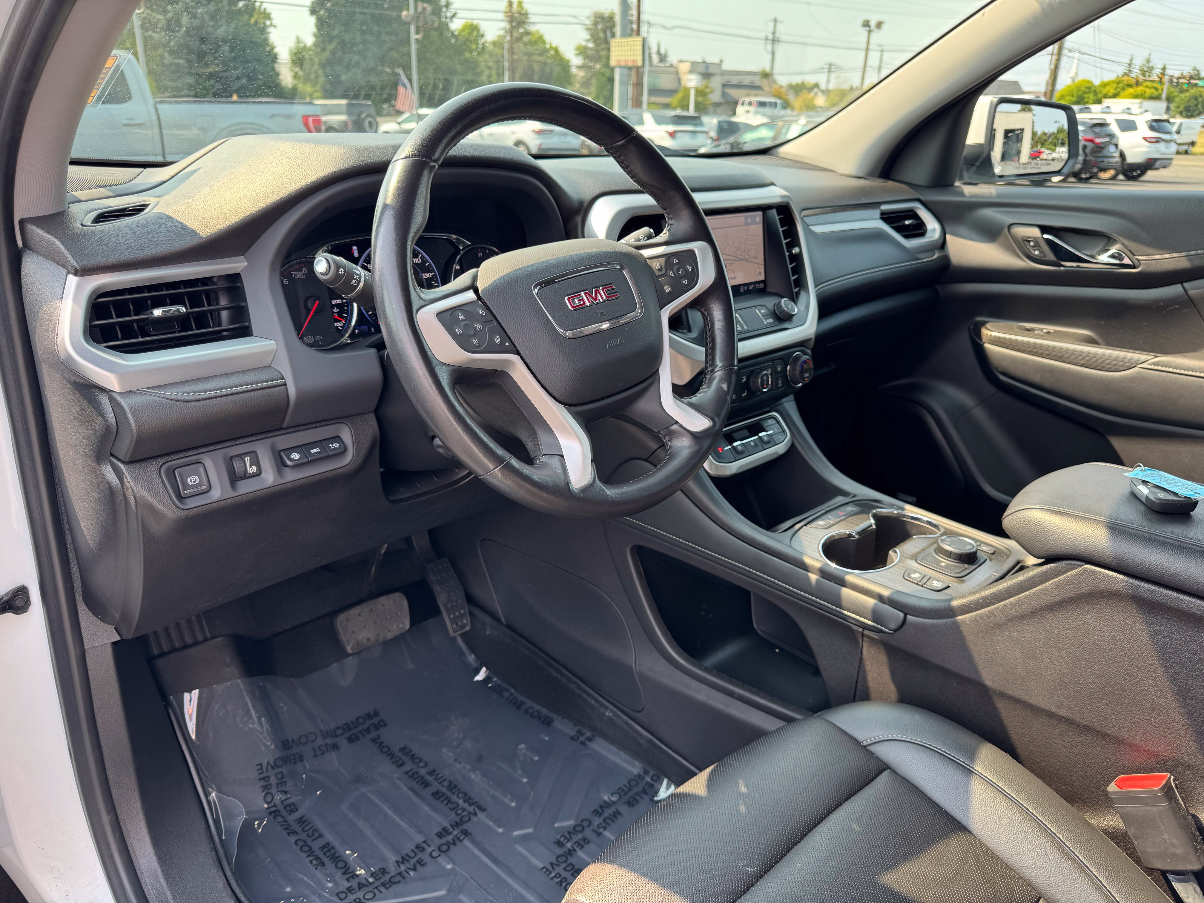 2022 GMC Acadia SLT - Photo 18