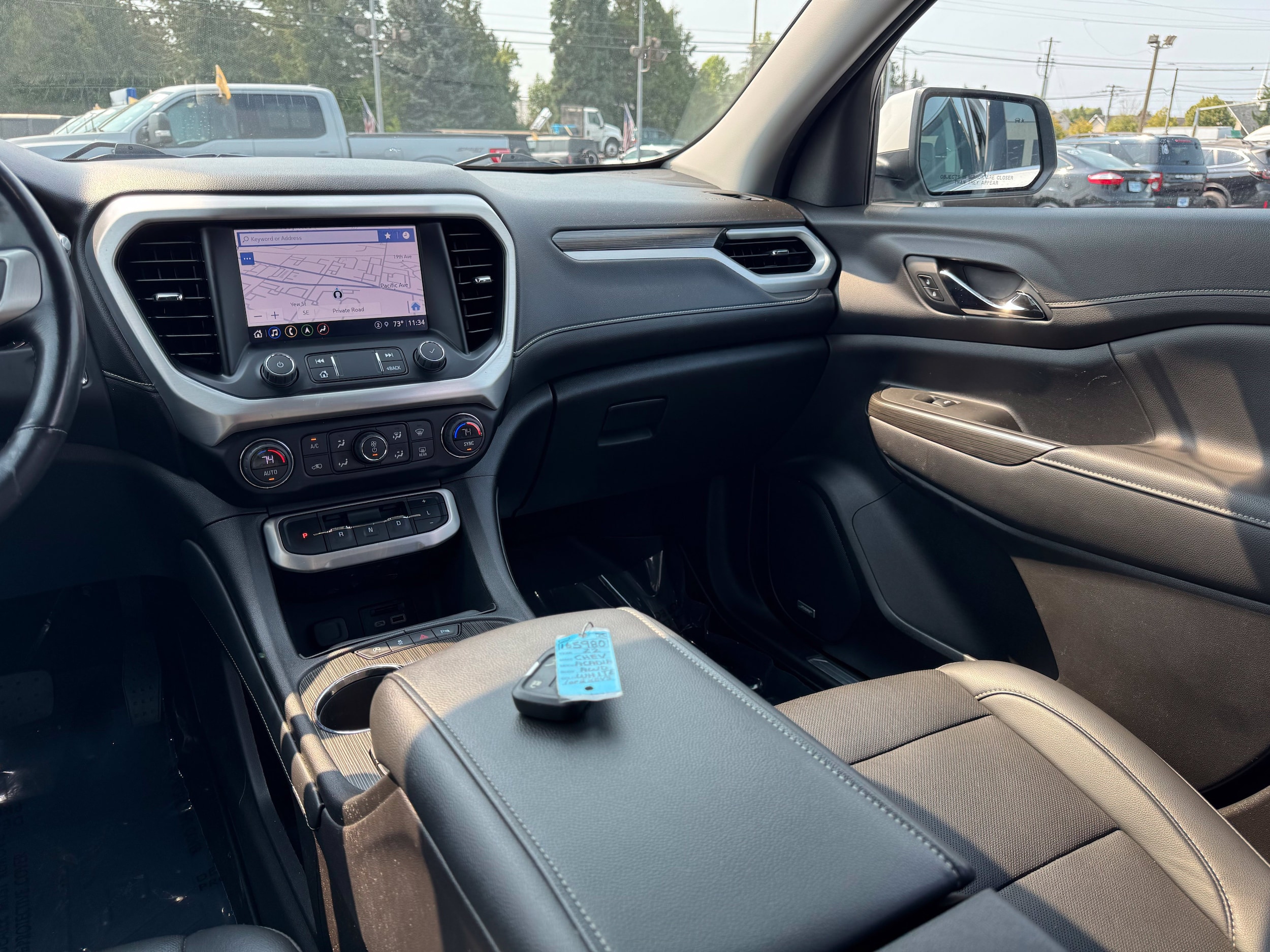 2022 GMC Acadia SLT - Photo 23