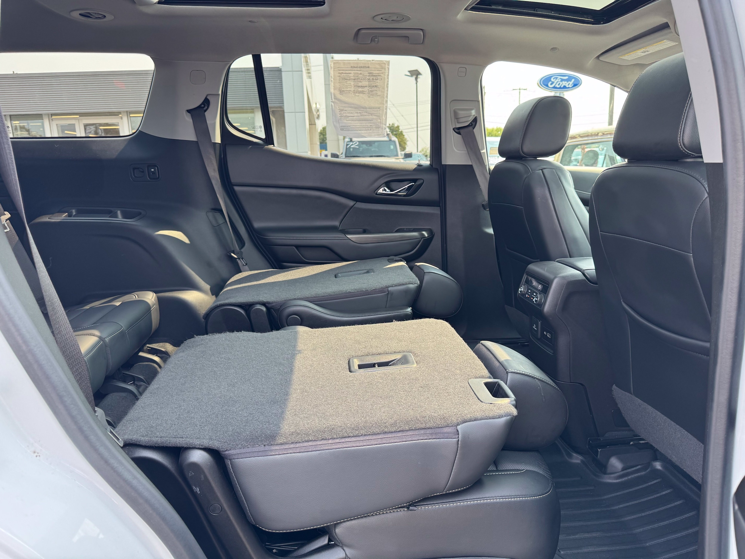 2022 GMC Acadia SLT - Photo 32