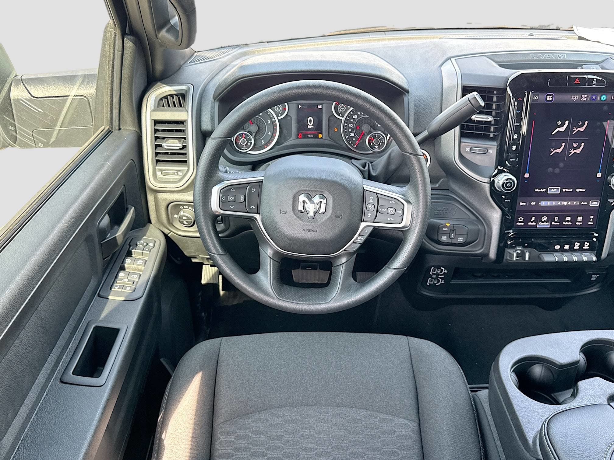2026 RAM 2500 Tradesman - Photo 11