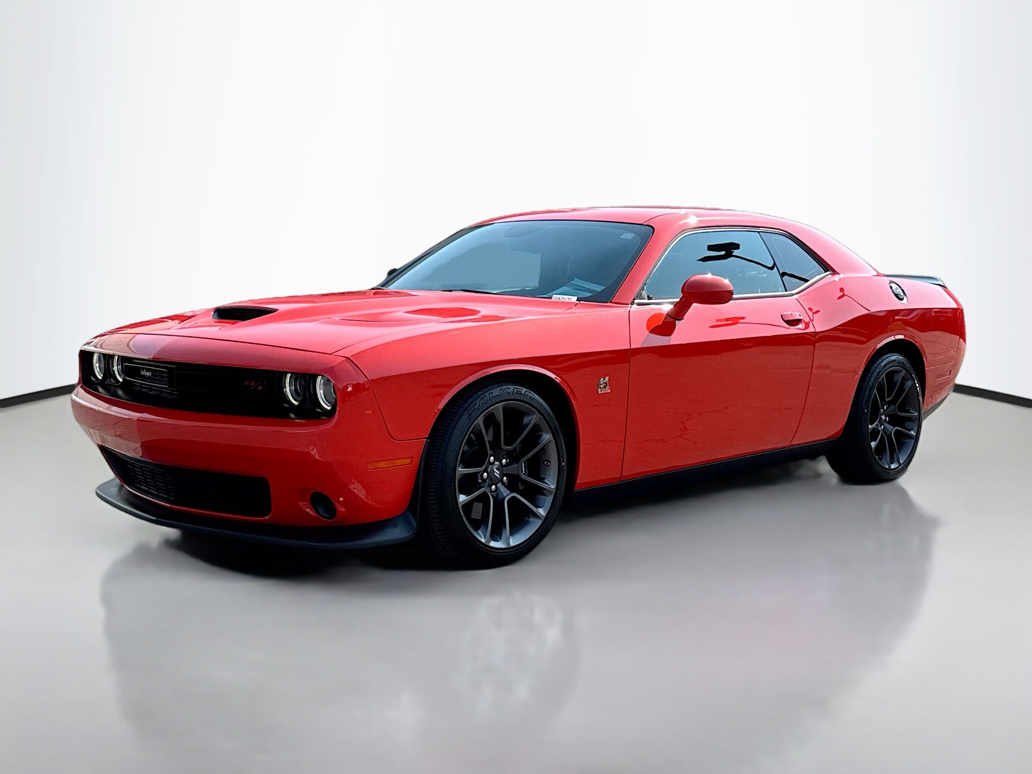 2021 Dodge Challenger R/T Scat Pack photo 2