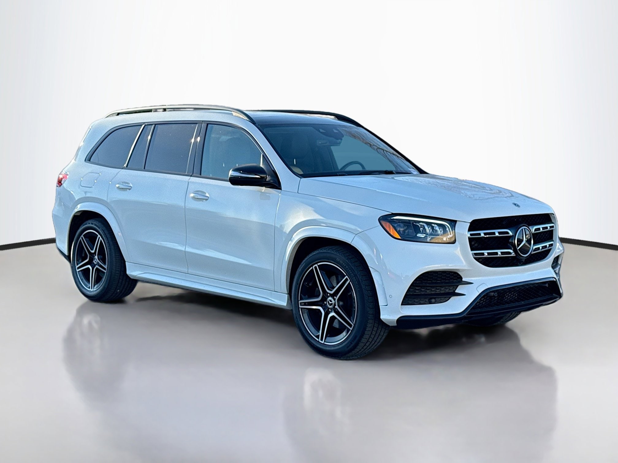 2022 Mercedes-Benz GLS GLS450's photo