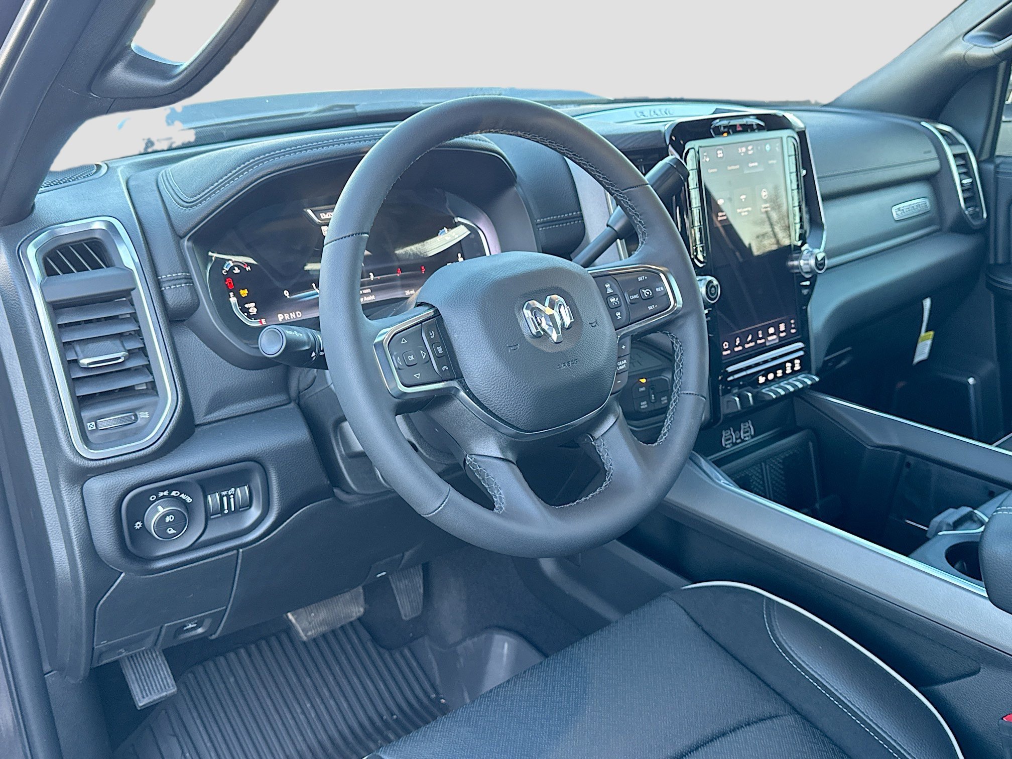 2025 RAM 2500 Laramie - Photo 12