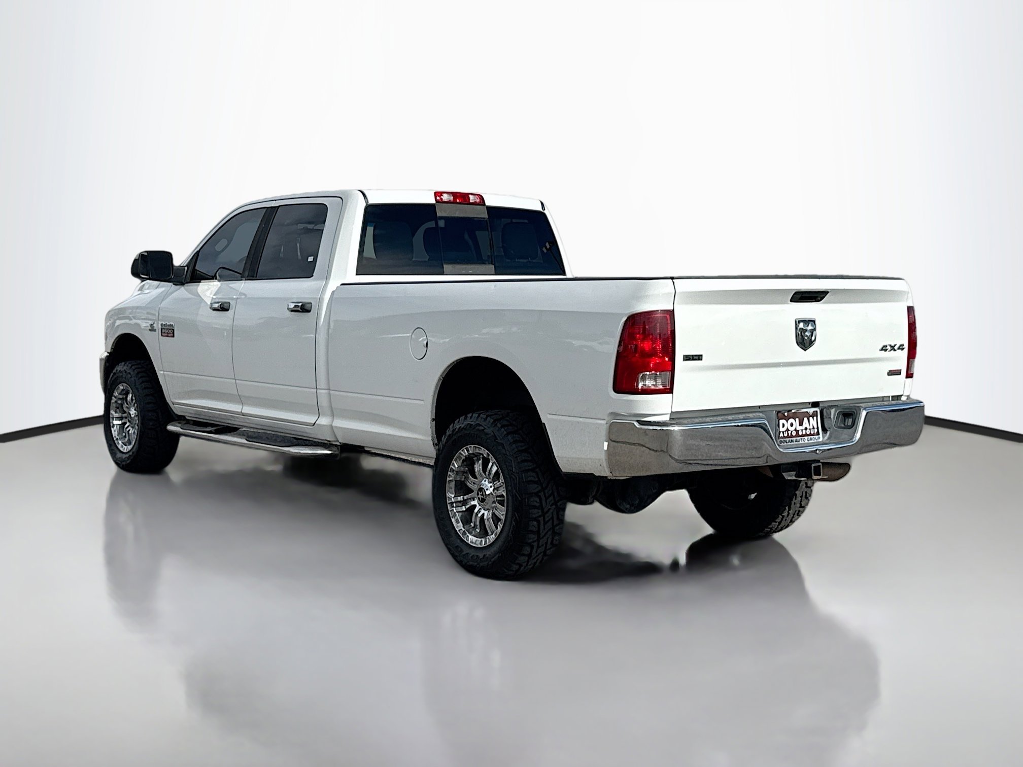 2012 Ram 3500 SLT photo 4