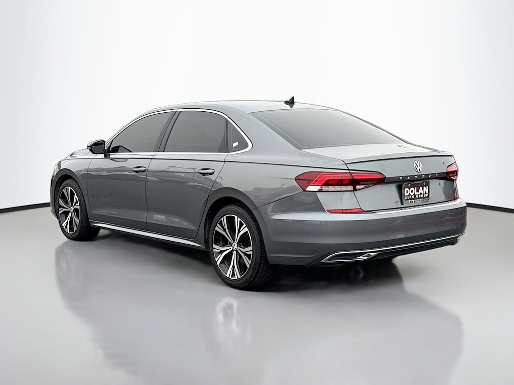 Used 2021 Volkswagen Passat 2.0T SE 4dr Car