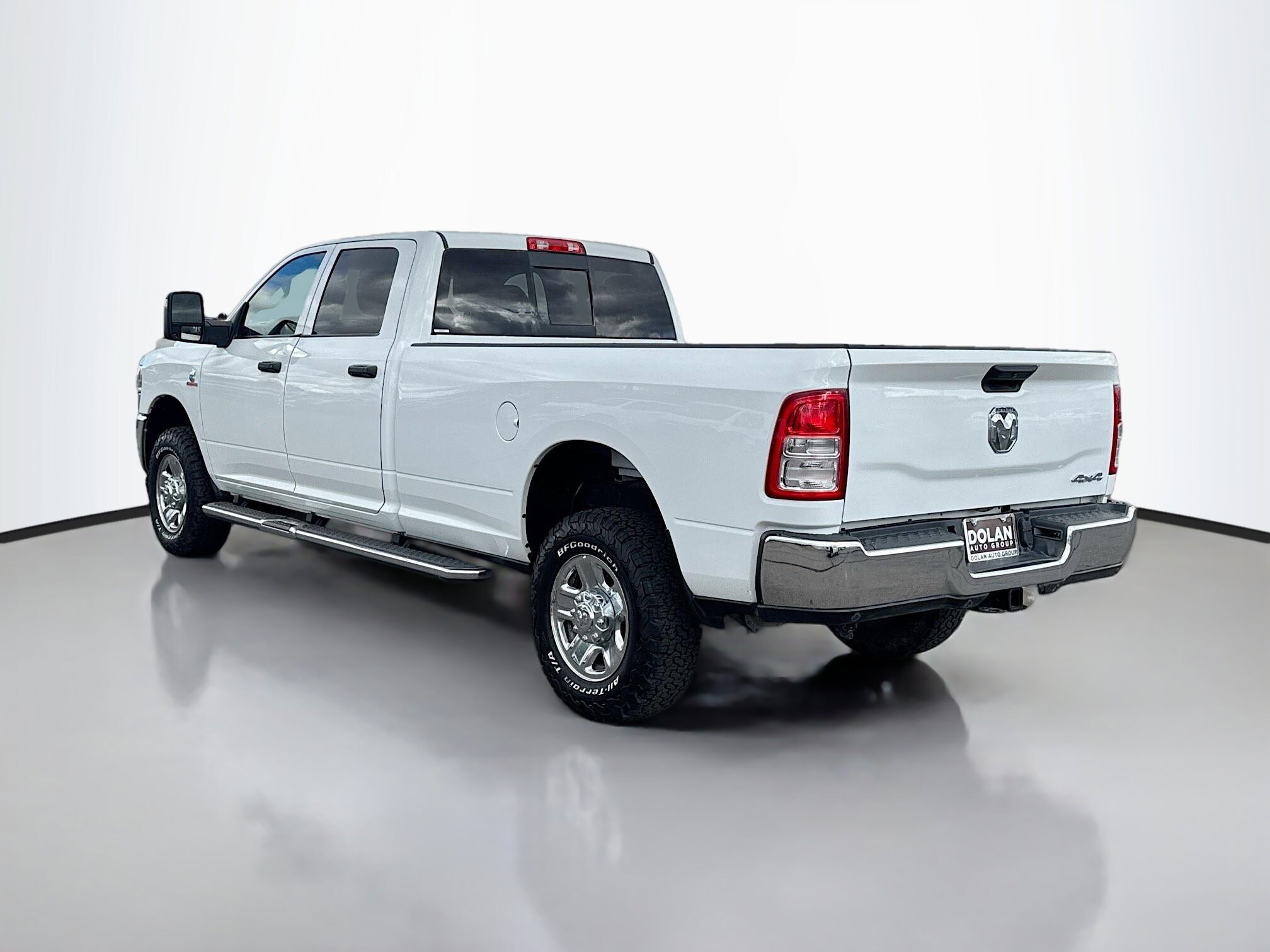 2023 Ram 2500 Tradesman photo 4