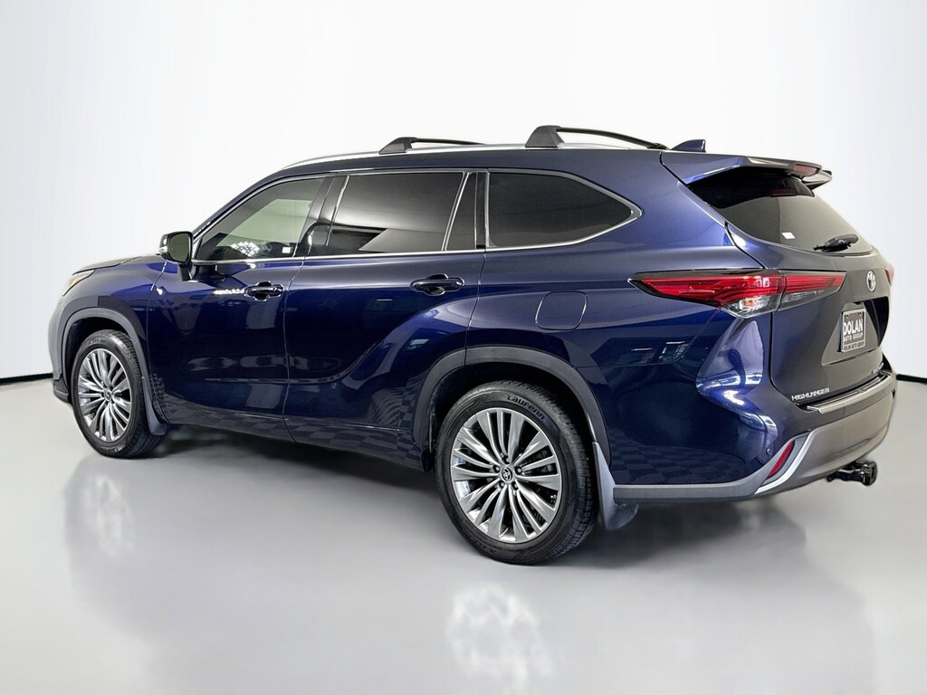 Used 2021 Toyota Highlander Platinum Sport Utility