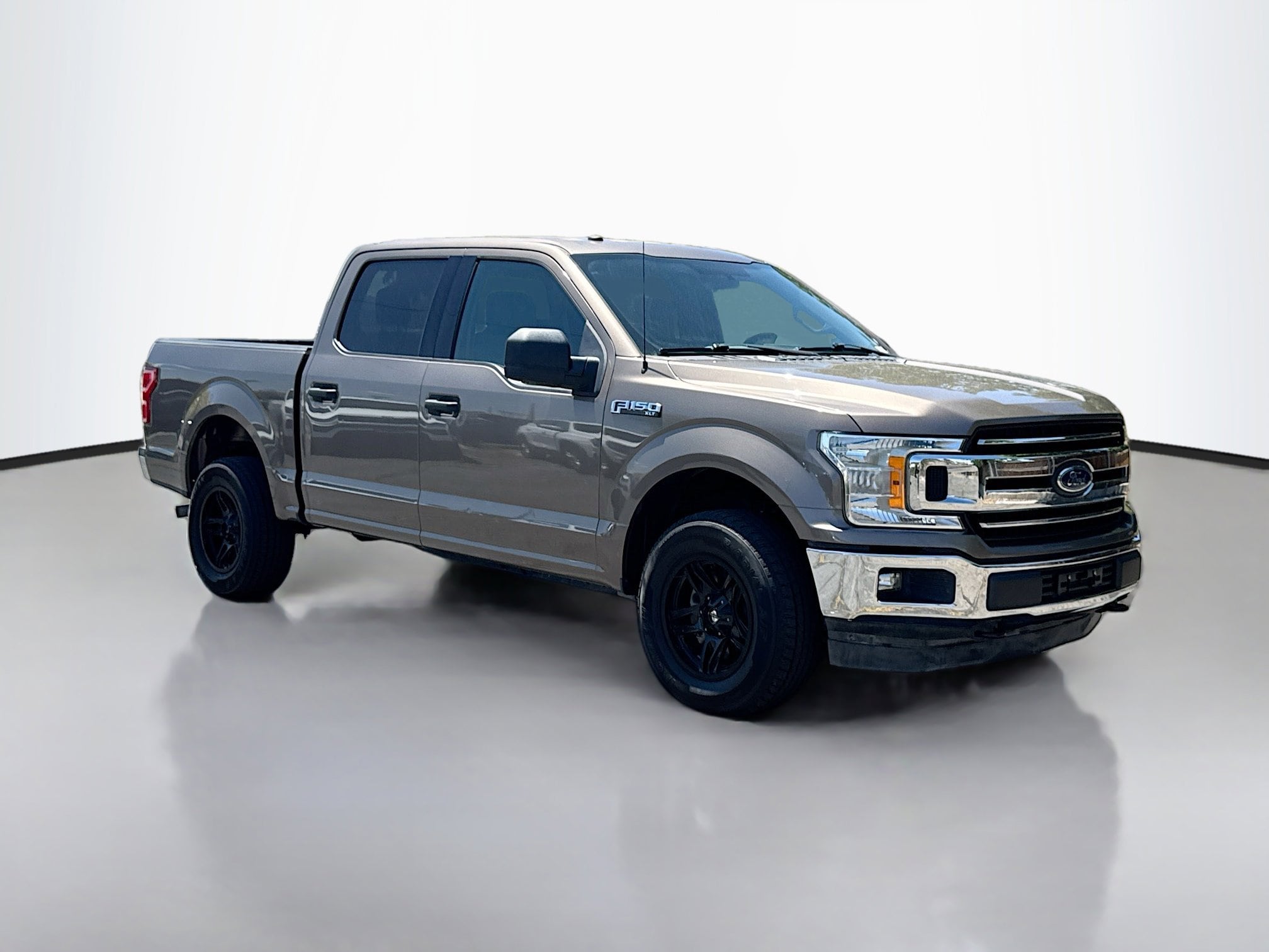 2018 Ford F-150 XLT 4x4 SuperCrew 5-1/2 Box's photo