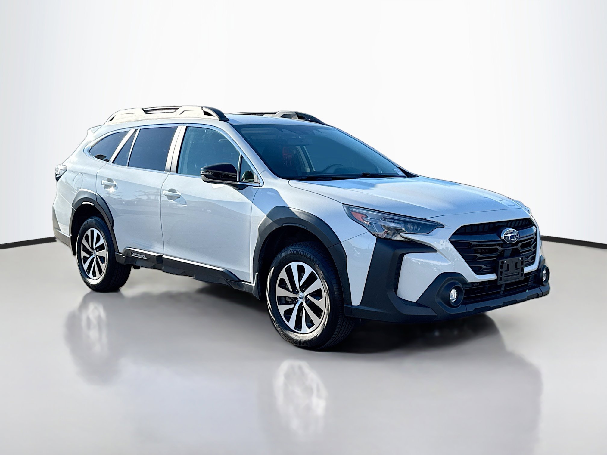 2025 Subaru Outback Premium's photo