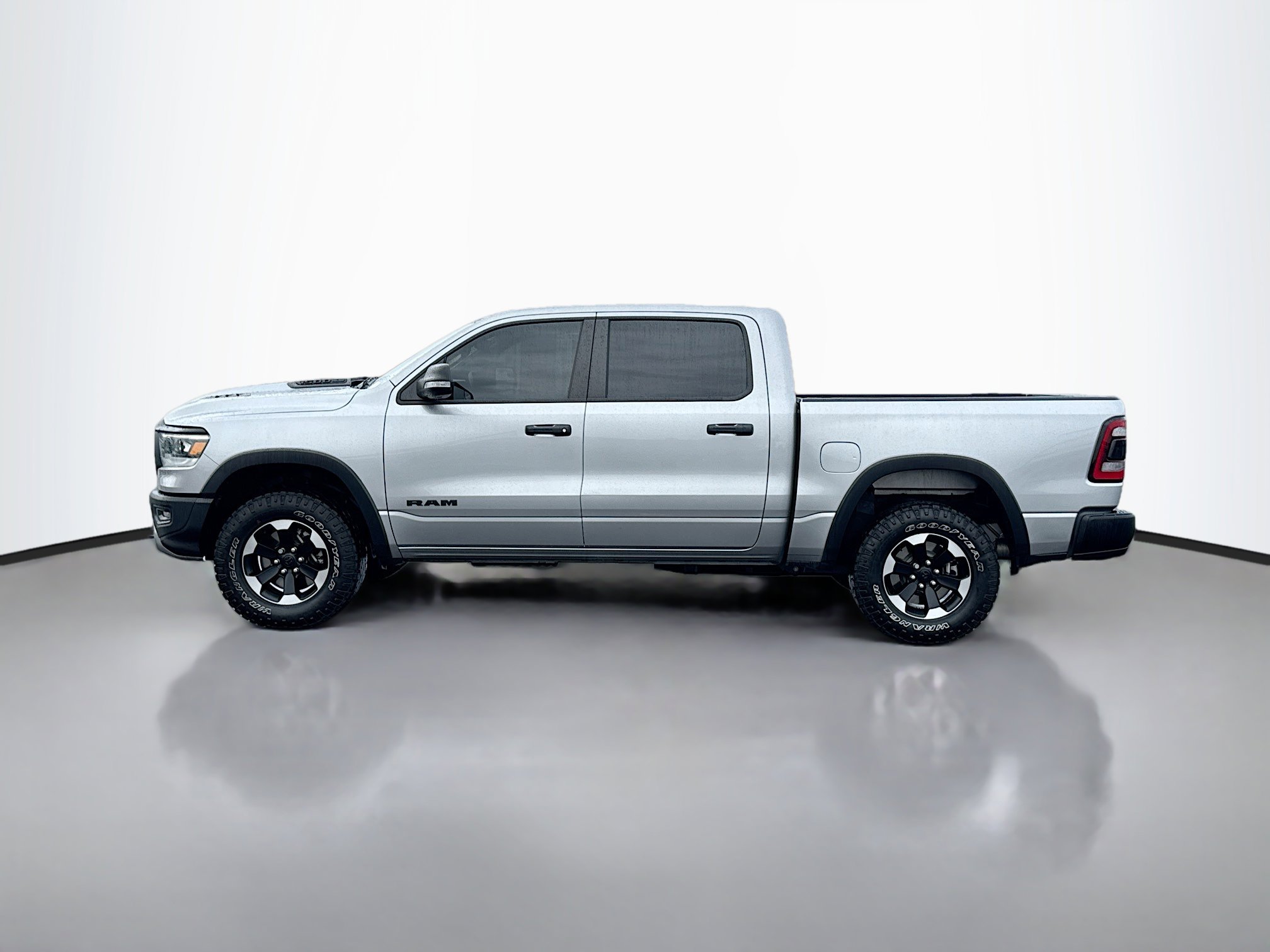 2022 Ram 1500 Rebel photo 3