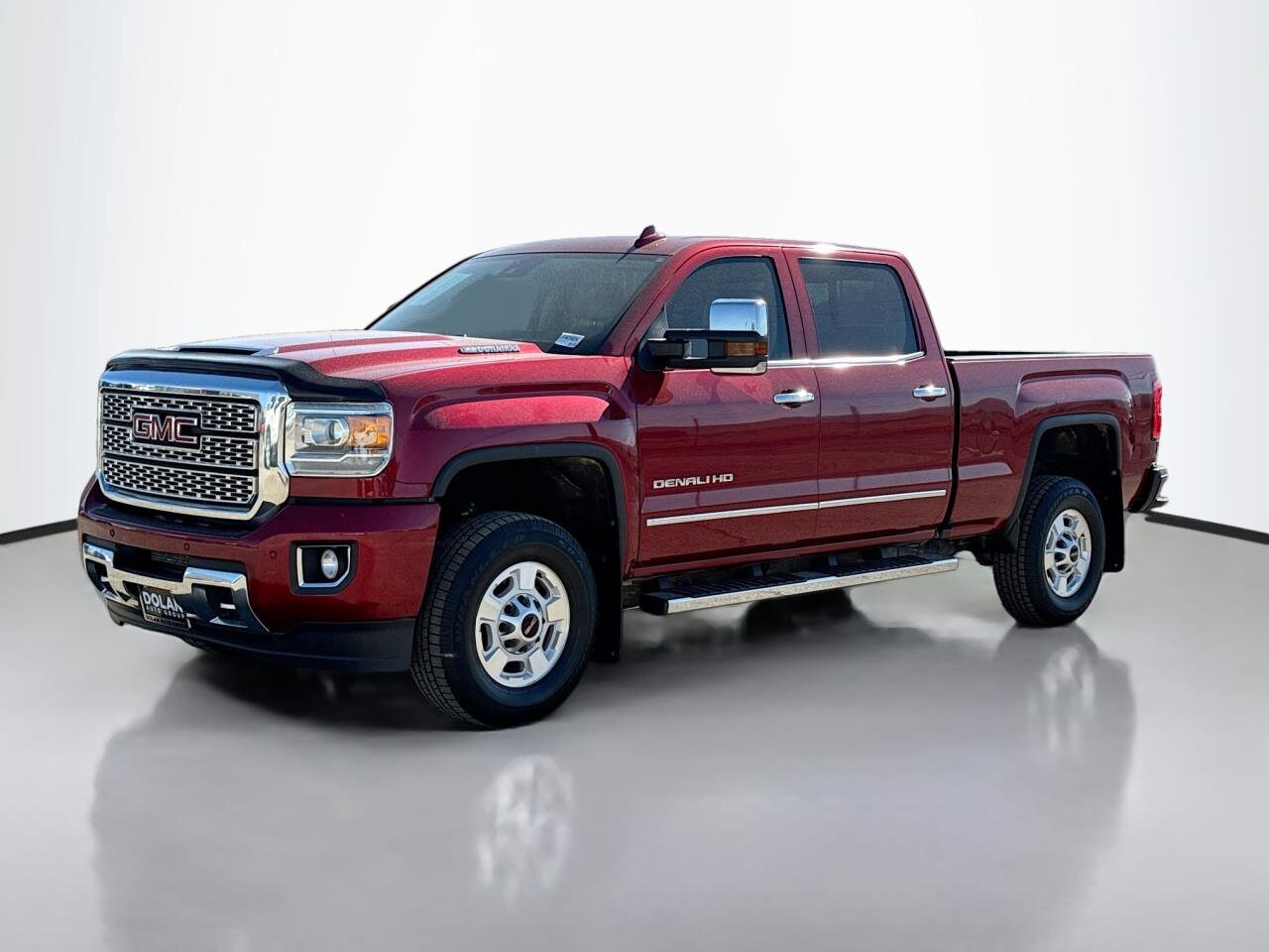 2019 Gmc Sierra HD Denali photo 2