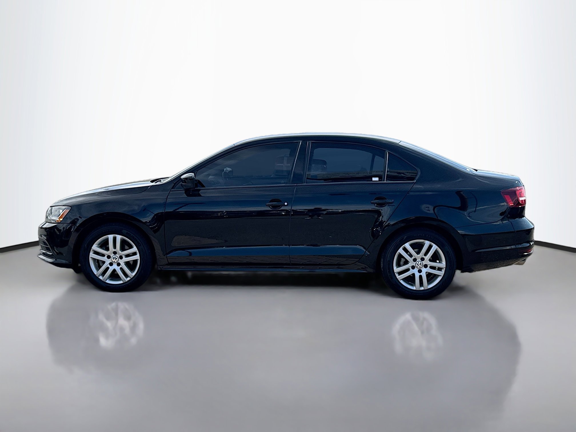 2018 Volkswagen Jetta 1.4T S photo 2