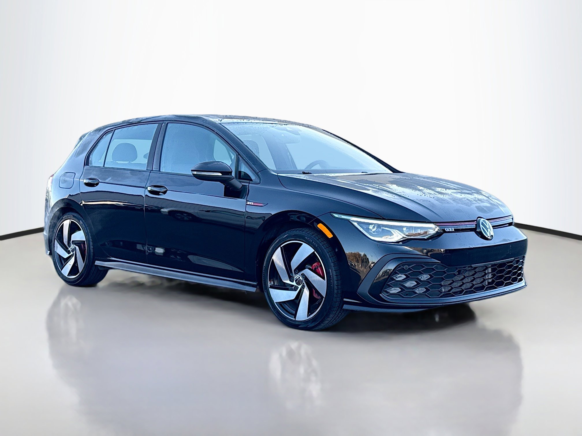 2024 Volkswagen Golf GTI S's photo