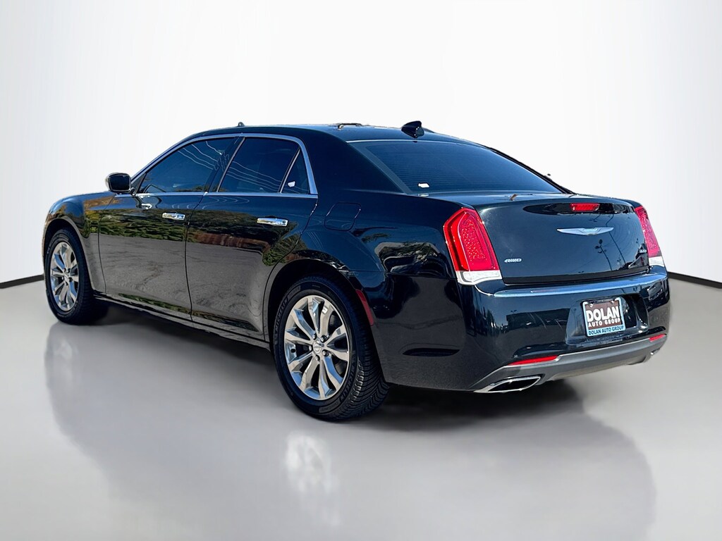 Used 2018 Chrysler 300 Limited 4dr Car