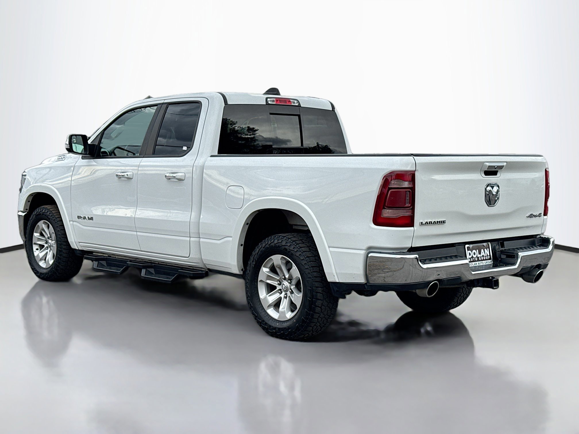 2020 Ram 1500 Laramie photo 3