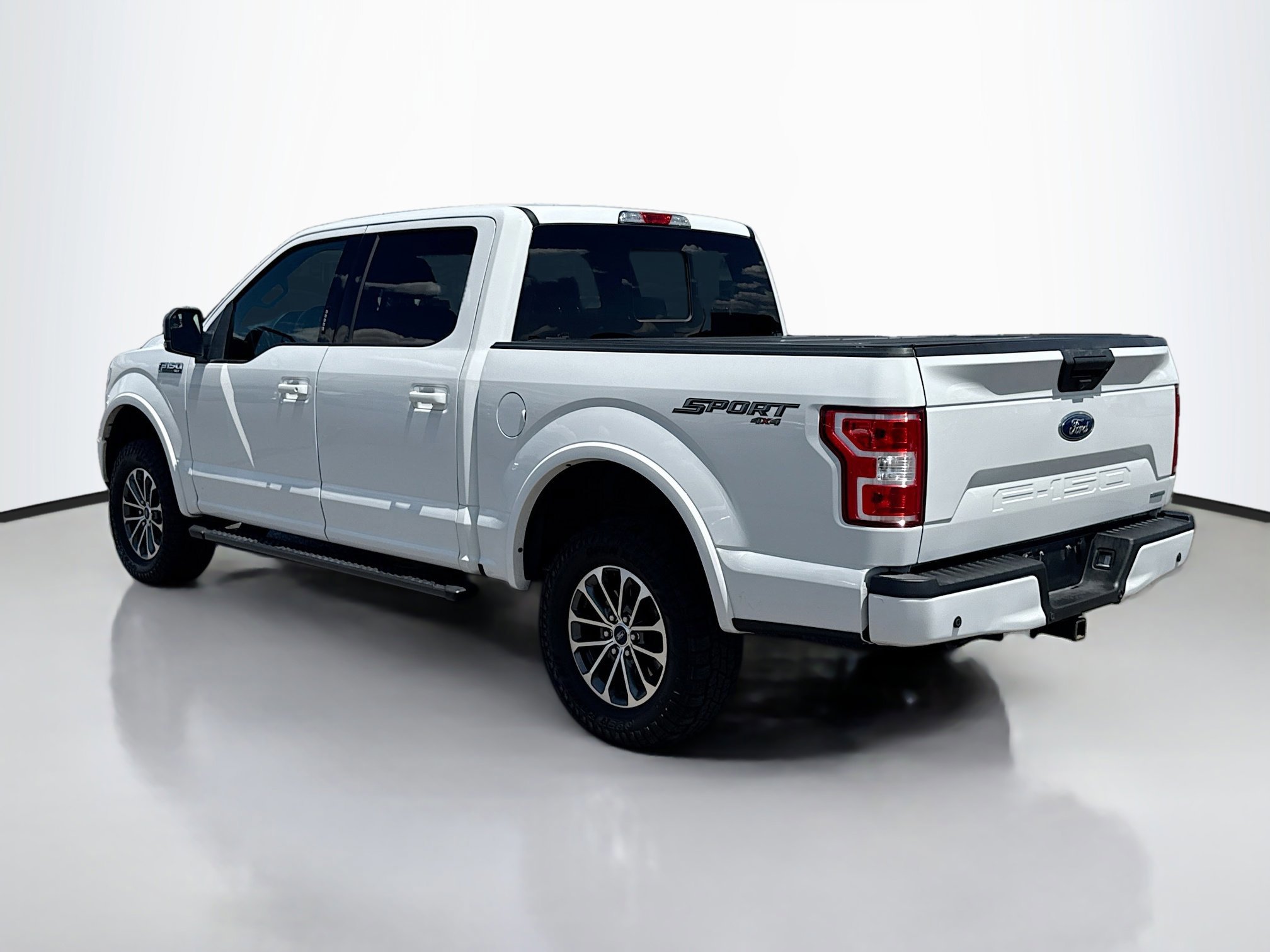 2019 Ford F-150 XLT photo 3