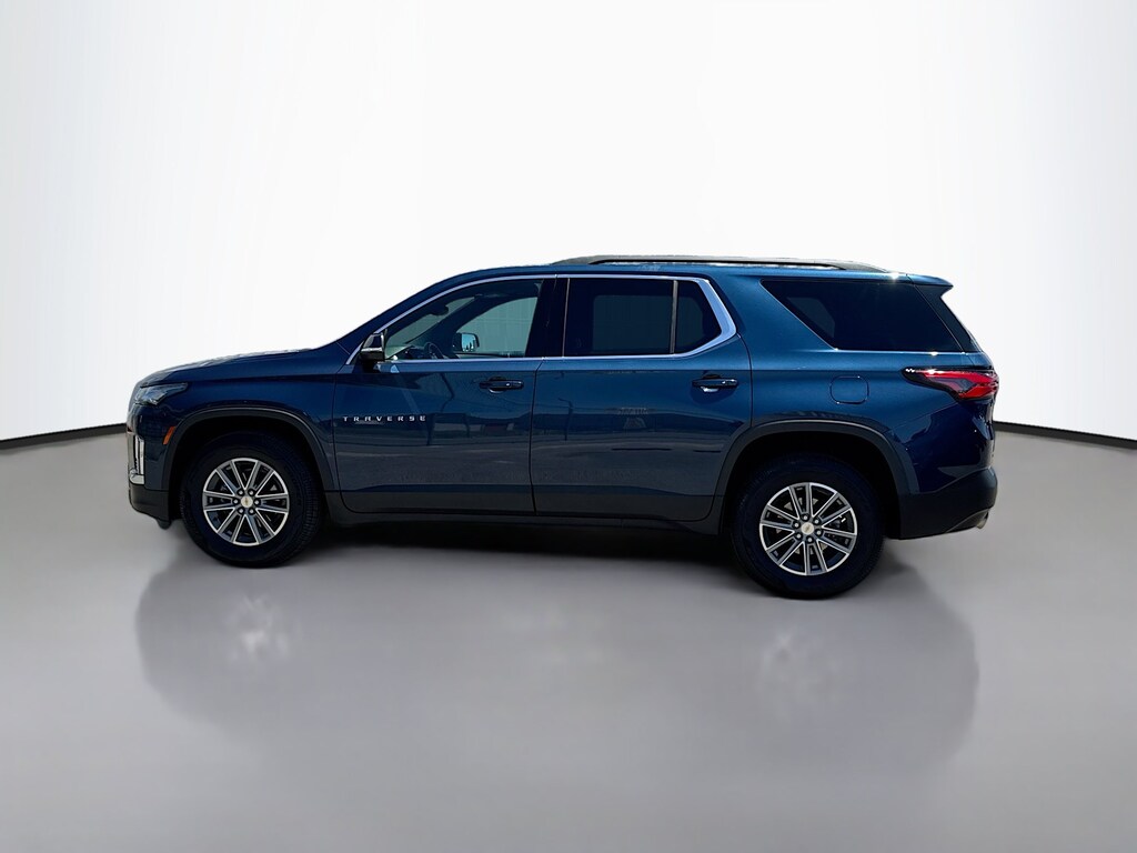 Used 2023 Chevrolet Traverse LT Cloth w/1LT Sport Utility