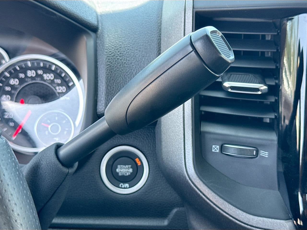 2025 RAM 3500 Chassis Tradesman - Photo 24