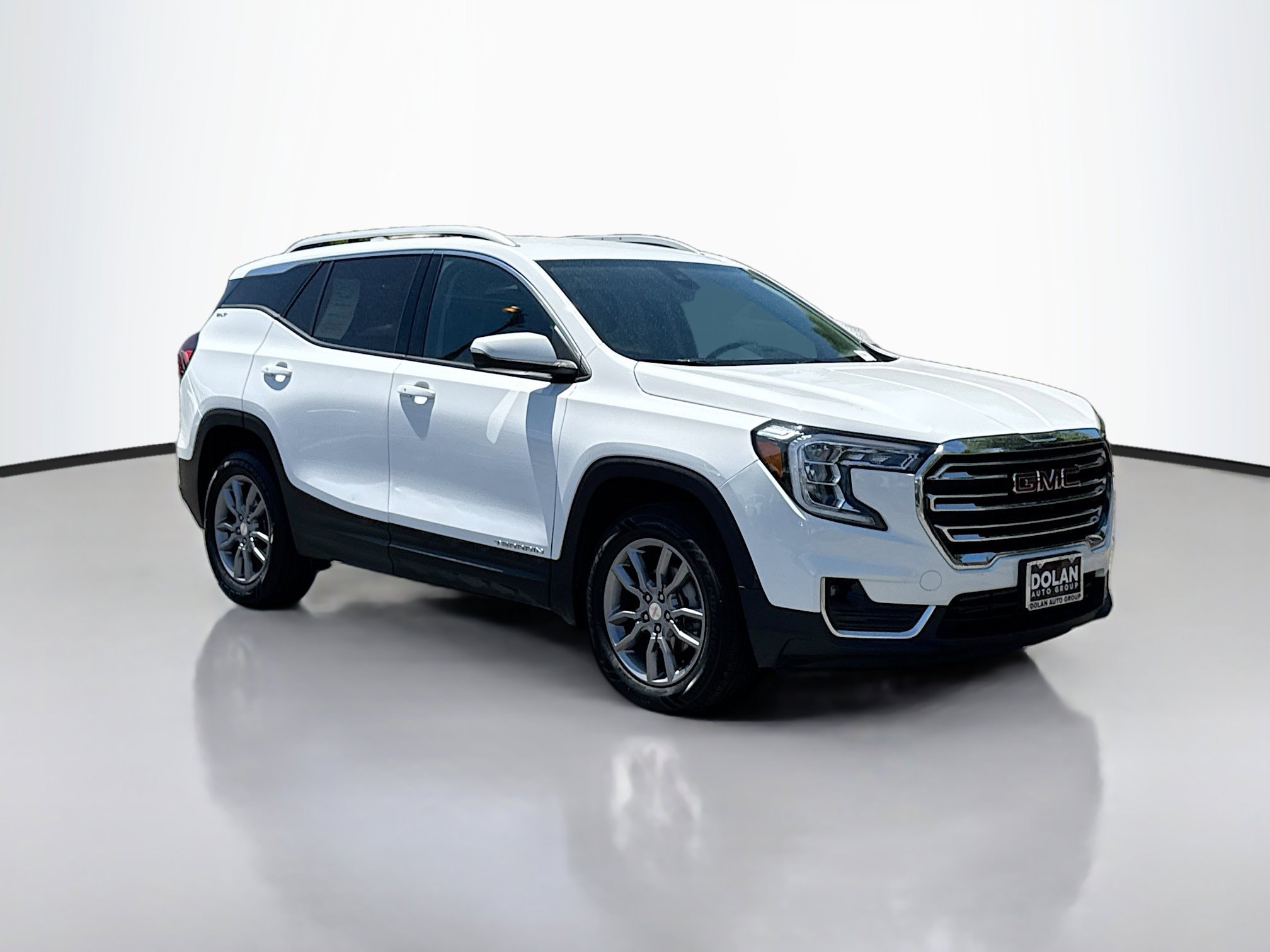 2024 GMC Terrain SLT AWD's photo