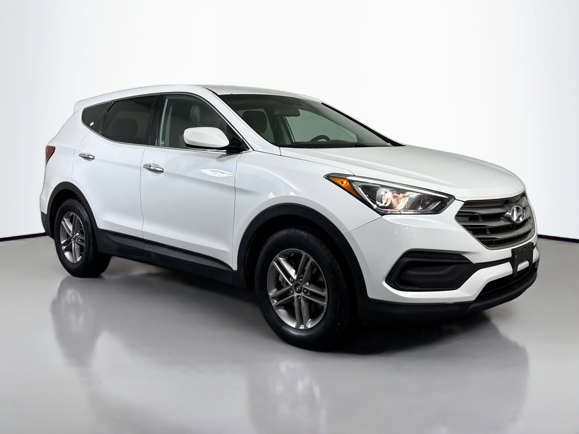 2017 Hyundai Santa Fe Sport's photo