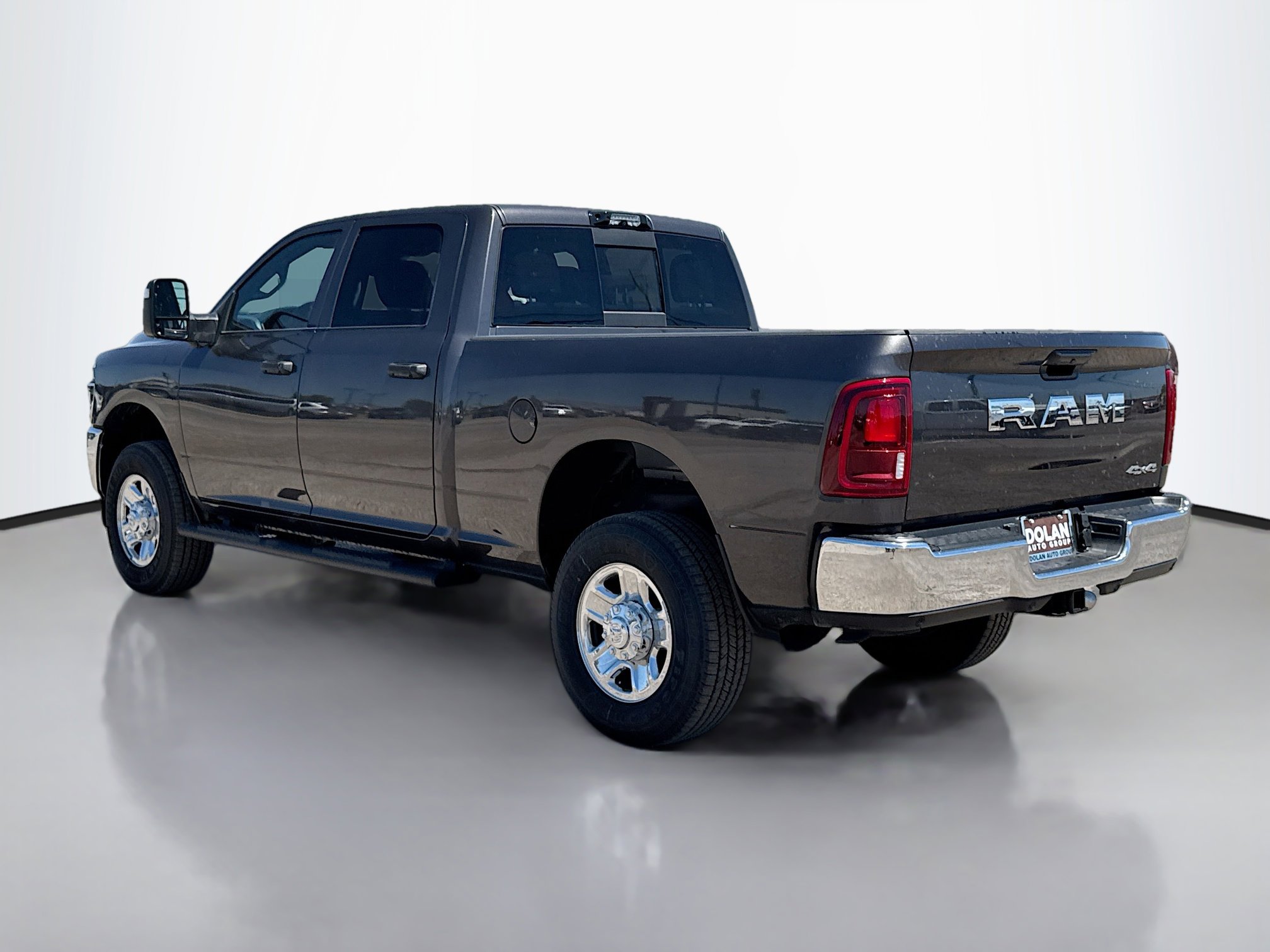 2025 Ram 2500 Tradesman photo 4