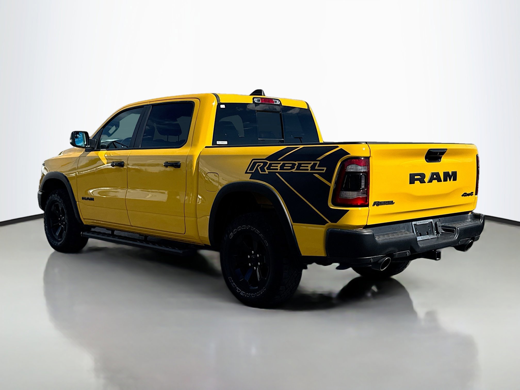 2023 Ram 1500 Rebel photo 3