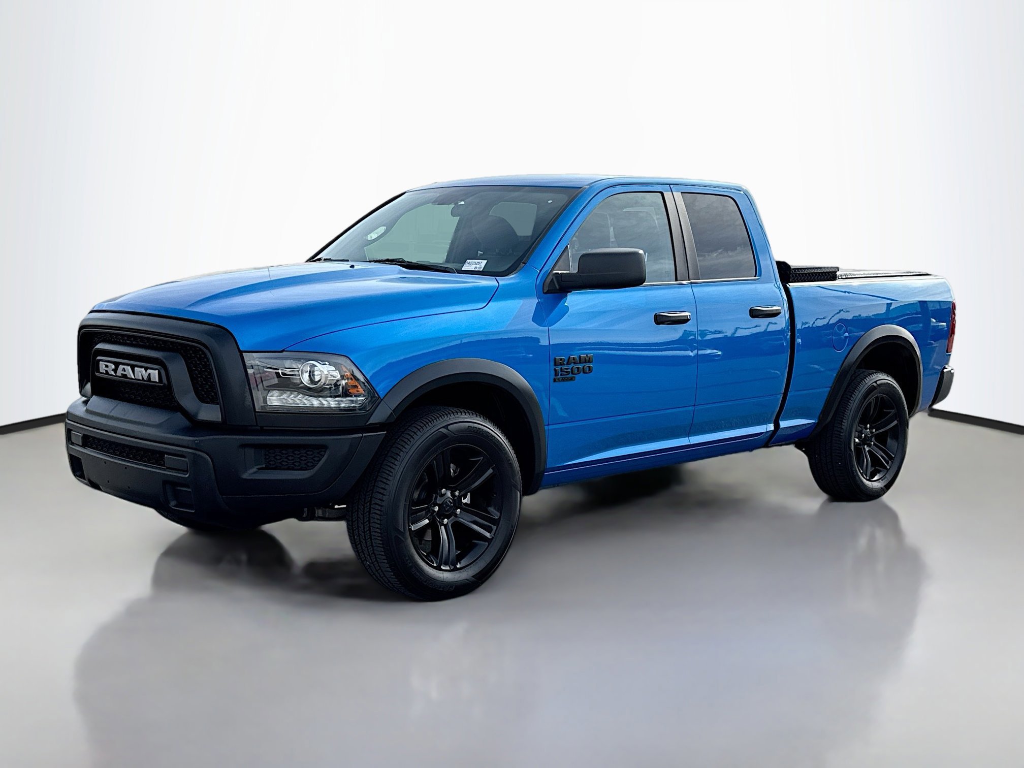 2022 Ram 1500 Classic SLT photo 4